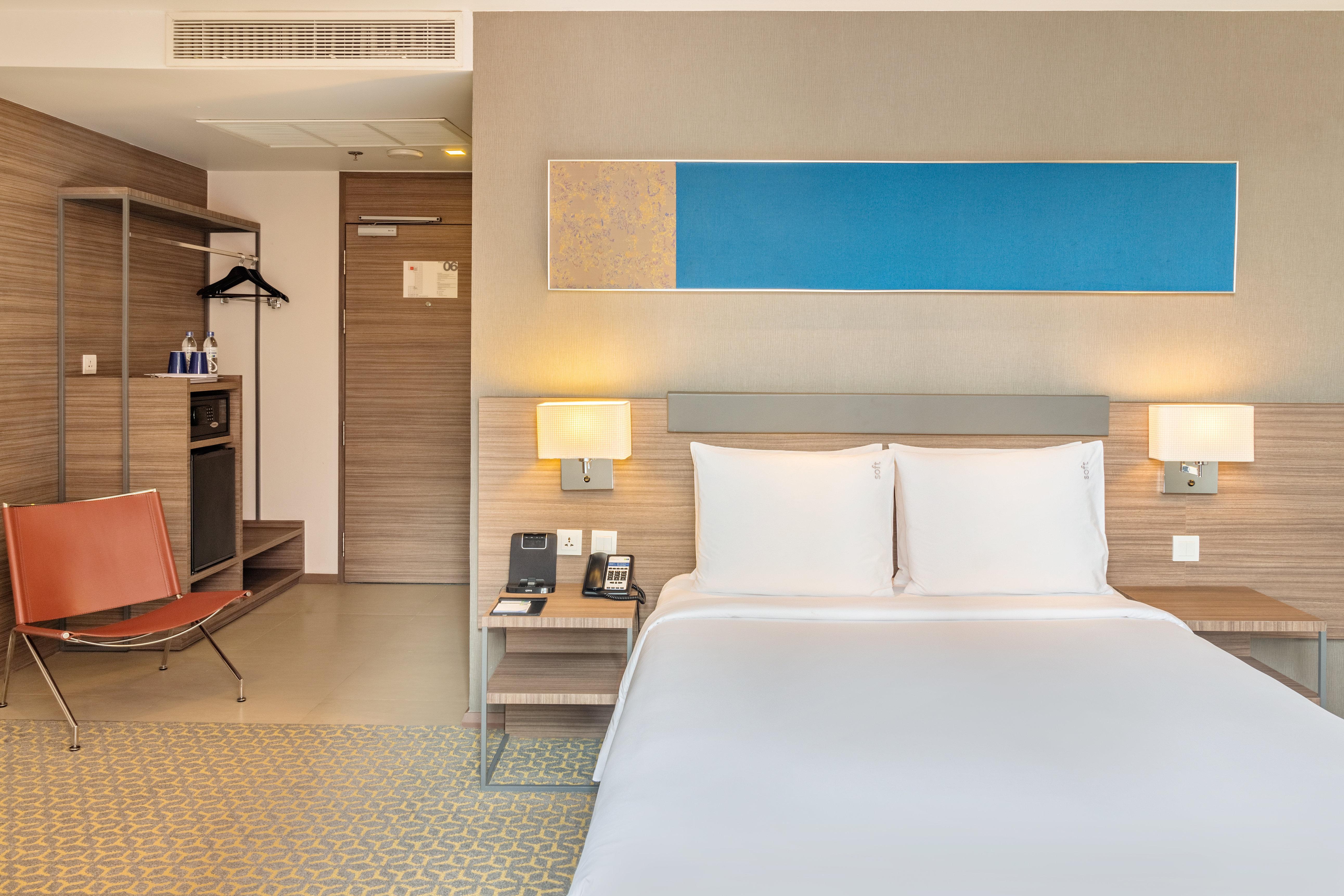 Holiday Inn Express Bangkok Sathorn By Ihg Exterior foto